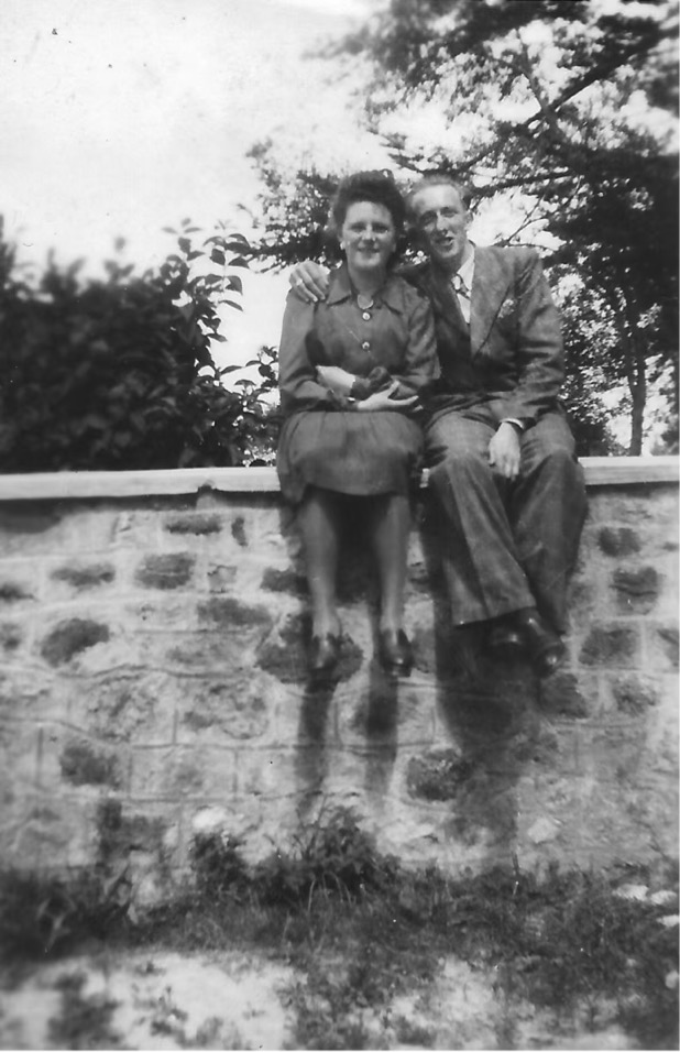 Auguste et Marie Therese Herout 1946