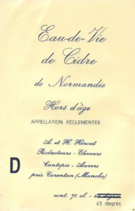 Ancienne étiquette du Calvados de la Cidrerie Hérout