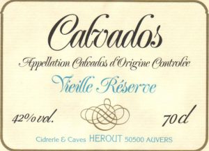 Ancienne étiquette du Calvados de la Cidrerie Hérout