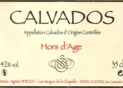 Ancienne étiquette du Calvados de la Cidrerie Hérout