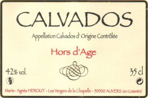 Ancienne étiquette du Calvados de la Cidrerie Hérout