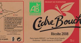 Etiquette du Cidre Bouché de la cidrerie Hérout